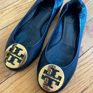 Tory Burch MINNIE TRAVEL BALLET FLAT, LEATHER Tory Burch gold/black